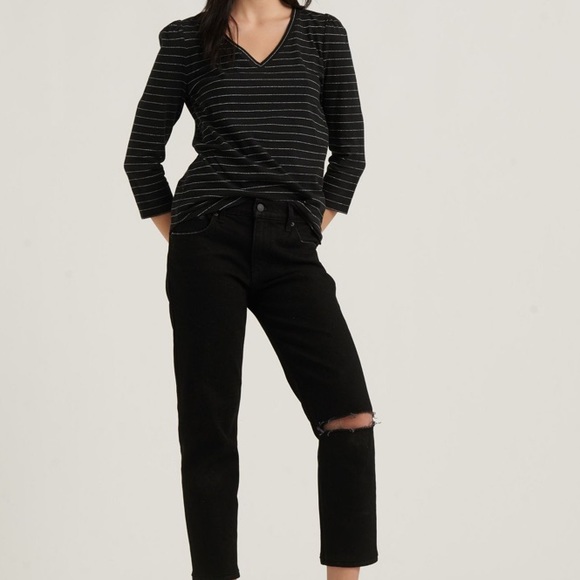 Stripe Puff Sleeve V-Neck Tee - Picture 3 of 6